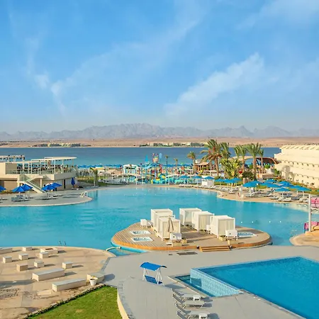 The V Luxury Resort Sahl Hasheesh